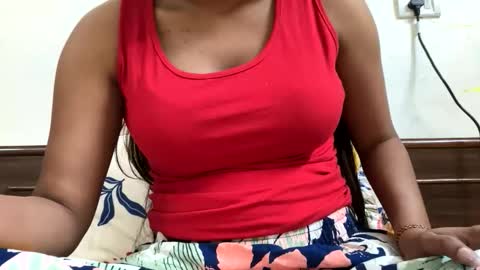 Snapshot of parneetu_642 chatting on 04/26/26, 04:43 parneetu_642 online show from 04/26/26, 04:43