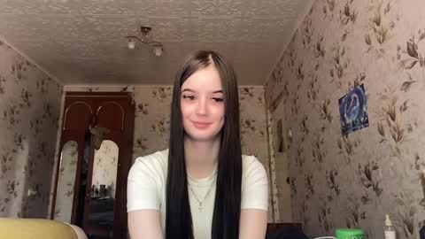 Snapshot of partheniamachle chatting on 05/17/26, 06:44 Milana online show from 05/17/26, 06:44
