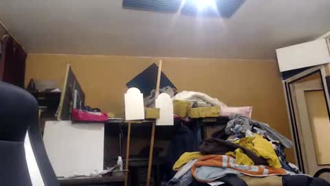 pascal88881 online show from 12/15/24, 02:05