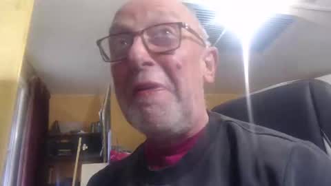 pascal88881 online show from 12/25/24, 10:50