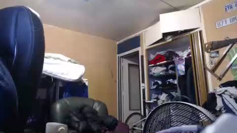 pascal88881 online show from 10/31/25, 12:11