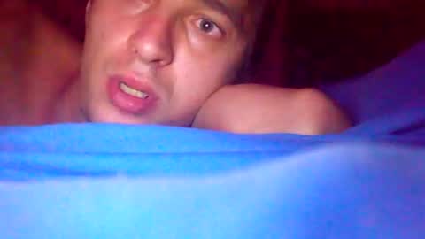 Snapshot of pashawolkov26 chatting on 10/17/25, 02:48 pashawolkov26 online show from 10/17/25, 02:48