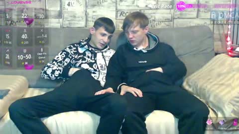 Max tall dark-haired guy with tattoos and Phil blond-haired online show from 05/04/26, 01:56