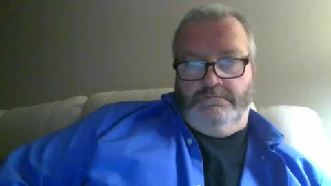 Snapshot of passporttraveler1 chatting on 11/14/25, 01:48 passporttraveler1 online show from 11/14/25, 01:48
