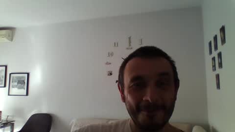 Snapshot of pastry002 chatting on 02/03/25, 01:51 pastry002 online show from 02/03/25, 01:51