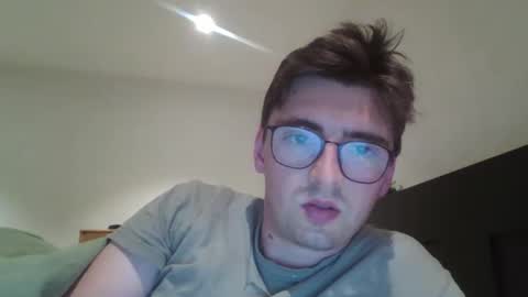 Snapshot of patat1996 chatting on 09/27/25, 11:43 patat1996 online show from 09/27/25, 11:43