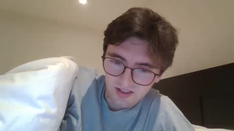 Snapshot of patat1996 chatting on 11/22/25, 05:06 patat1996 online show from 11/22/25, 05:06