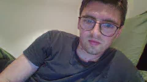 Snapshot of patat1996 chatting on 03/22/26, 11:41 patat1996 online show from 03/22/26, 11:41