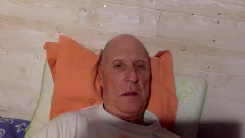 Pati24 online show from 10/24/25, 01:46