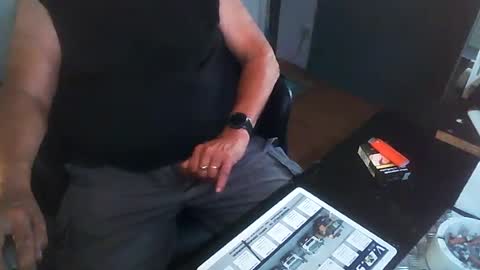 Snapshot of patjeooo chatting on 06/26/26, 02:32 patjeooo online show from 06/26/26, 02:32
