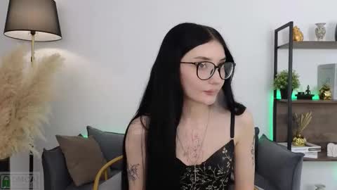 Patricia online show from 11/09/25, 02:48