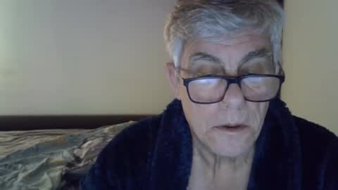 Snapshot of patrick5275 chatting on 12/01/24, 08:20 patrick5275 online show from 12/01/24, 08:20