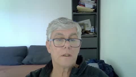 Snapshot of patrick5275 chatting on 12/11/24, 01:17 patrick5275 online show from 12/11/24, 01:17