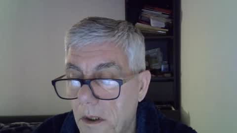 Snapshot of patrick5275 chatting on 12/16/24, 05:38 patrick5275 online show from 12/16/24, 05:38