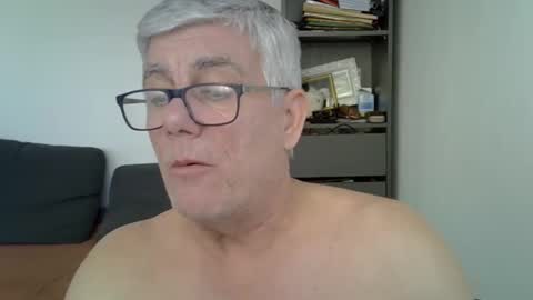 Snapshot of patrick5275 chatting on 01/07/25, 09:40 patrick5275 online show from 01/07/25, 09:40
