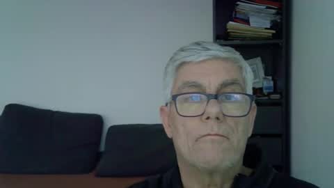 Snapshot of patrick5275 chatting on 01/07/25, 04:16 patrick5275 online show from 01/07/25, 04:16