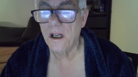 Snapshot of patrick5275 chatting on 01/23/25, 05:56 patrick5275 online show from 01/23/25, 05:56