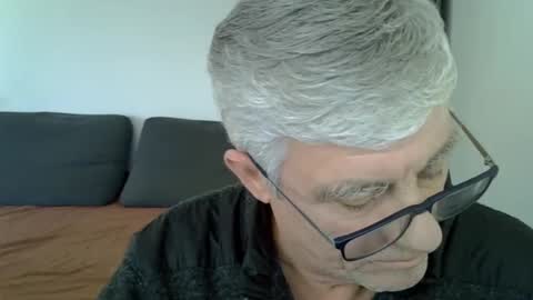 Snapshot of patrick5275 chatting on 02/04/25, 01:27 patrick5275 online show from 02/04/25, 01:27