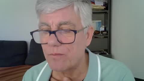 Snapshot of patrick5275 chatting on 02/06/25, 10:04 patrick5275 online show from 02/06/25, 10:04