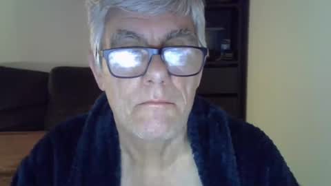 Snapshot of patrick5275 chatting on 02/18/25, 05:53 patrick5275 online show from 02/18/25, 05:53