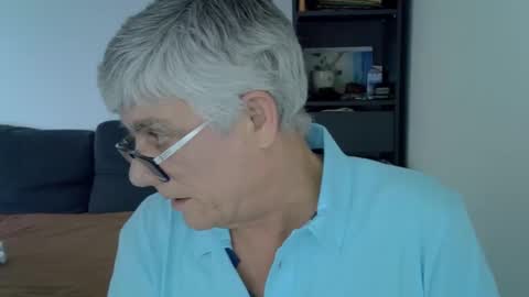 Snapshot of patrick5275 chatting on 02/20/25, 01:40 patrick5275 online show from 02/20/25, 01:40