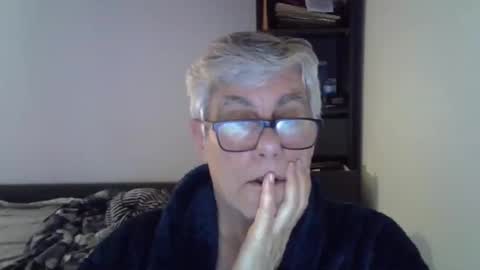 Snapshot of patrick5275 chatting on 02/22/25, 09:37 patrick5275 online show from 02/22/25, 09:37