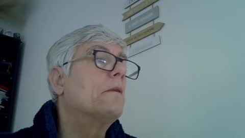 Snapshot of patrick5275 chatting on 02/28/25, 07:05 patrick5275 online show from 02/28/25, 07:05