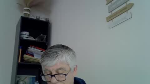 Snapshot of patrick5275 chatting on 03/04/25, 06:37 patrick5275 online show from 03/04/25, 06:37