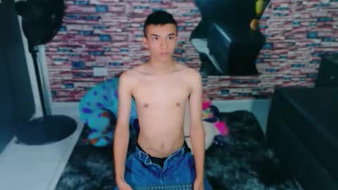 Snapshot of patrick_naughty1 chatting on 10/14/25, 08:26 patrick_naughty1 online show from 10/14/25, 08:26