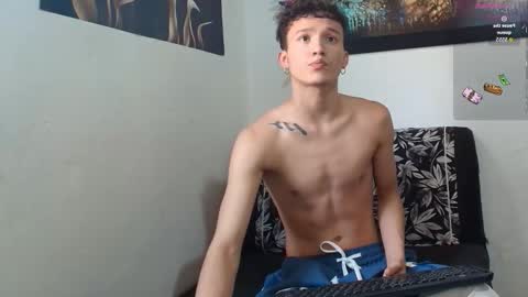 Snapshot of patrick_phoenix chatting on 10/22/25, 03:12 online show from 10/22/25, 03:12