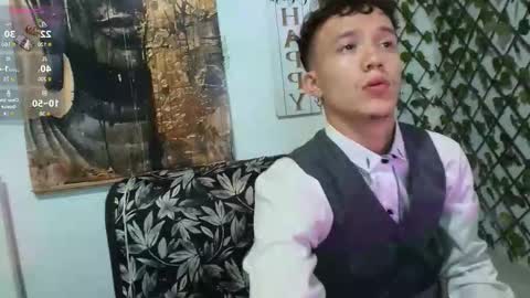 Snapshot of patrick_phoenix chatting on 11/12/25, 05:08 online show from 11/12/25, 05:08