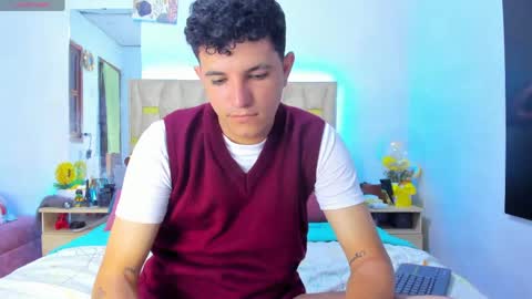 Snapshot of patrick_sanzzz chatting on 04/18/26, 11:38 Patrick online show from 04/18/26, 11:38
