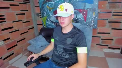 .... online show from 02/01/25, 01:20