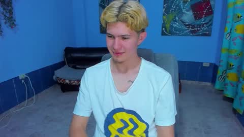 .... online show from 09/11/25, 07:03