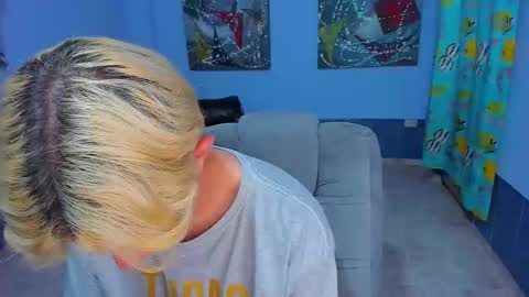 .... online show from 11/18/25, 06:34