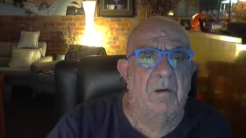 Snapshot of patvac chatting on 02/08/26, 12:52 patvac online show from 02/08/26, 12:52