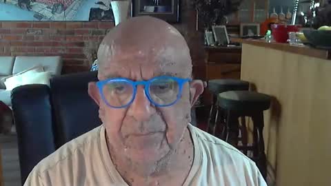 Snapshot of patvac chatting on 02/10/26, 12:04 patvac online show from 02/10/26, 12:04