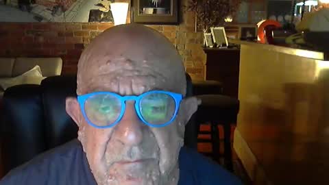 Snapshot of patvac chatting on 02/12/26, 02:12 patvac online show from 02/12/26, 02:12