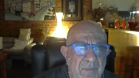 Snapshot of patvac chatting on 07/09/26, 02:43 patvac online show from 07/09/26, 02:43