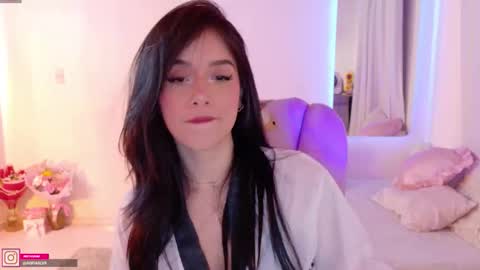 Sofa online show from 09/15/25, 03:50