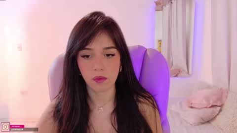 Sofa online show from 10/04/25, 09:46