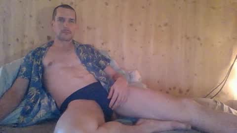 Snapshot of paueriwan chatting on 01/19/26, 01:37 paueriwan online show from 01/19/26, 01:37