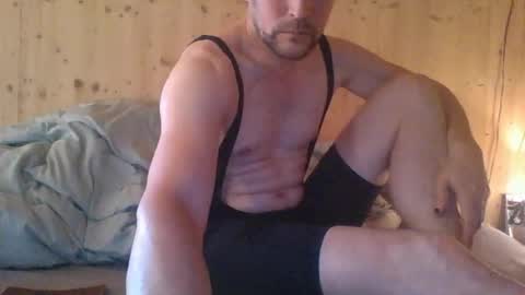 Snapshot of paueriwan chatting on 03/06/26, 09:50 paueriwan online show from 03/06/26, 09:50