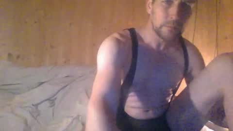 Snapshot of paueriwan chatting on 03/07/26, 07:00 paueriwan online show from 03/07/26, 07:00