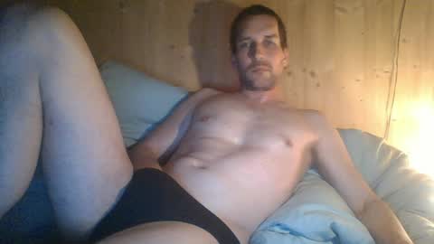 Snapshot of paueriwan chatting on 03/24/26, 11:21 paueriwan online show from 03/24/26, 11:21