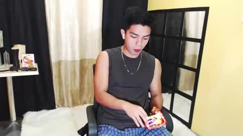 Snapshot of paul968323 chatting on 03/15/26, 05:46 MrBigPaul online show from 03/15/26, 05:46