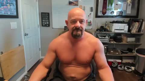 Justeffingaround online show from 02/28/25, 03:59