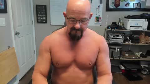 Justeffingaround online show from 03/05/25, 10:21