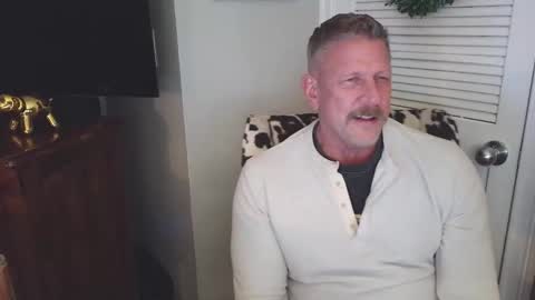 Snapshot of paul_longcut chatting on 02/13/26, 02:29 Paul Roland online show from 02/13/26, 02:29