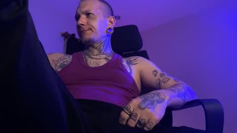 Snapshot of paul_razor chatting on 12/17/25, 12:55 Paul online show from 12/17/25, 12:55